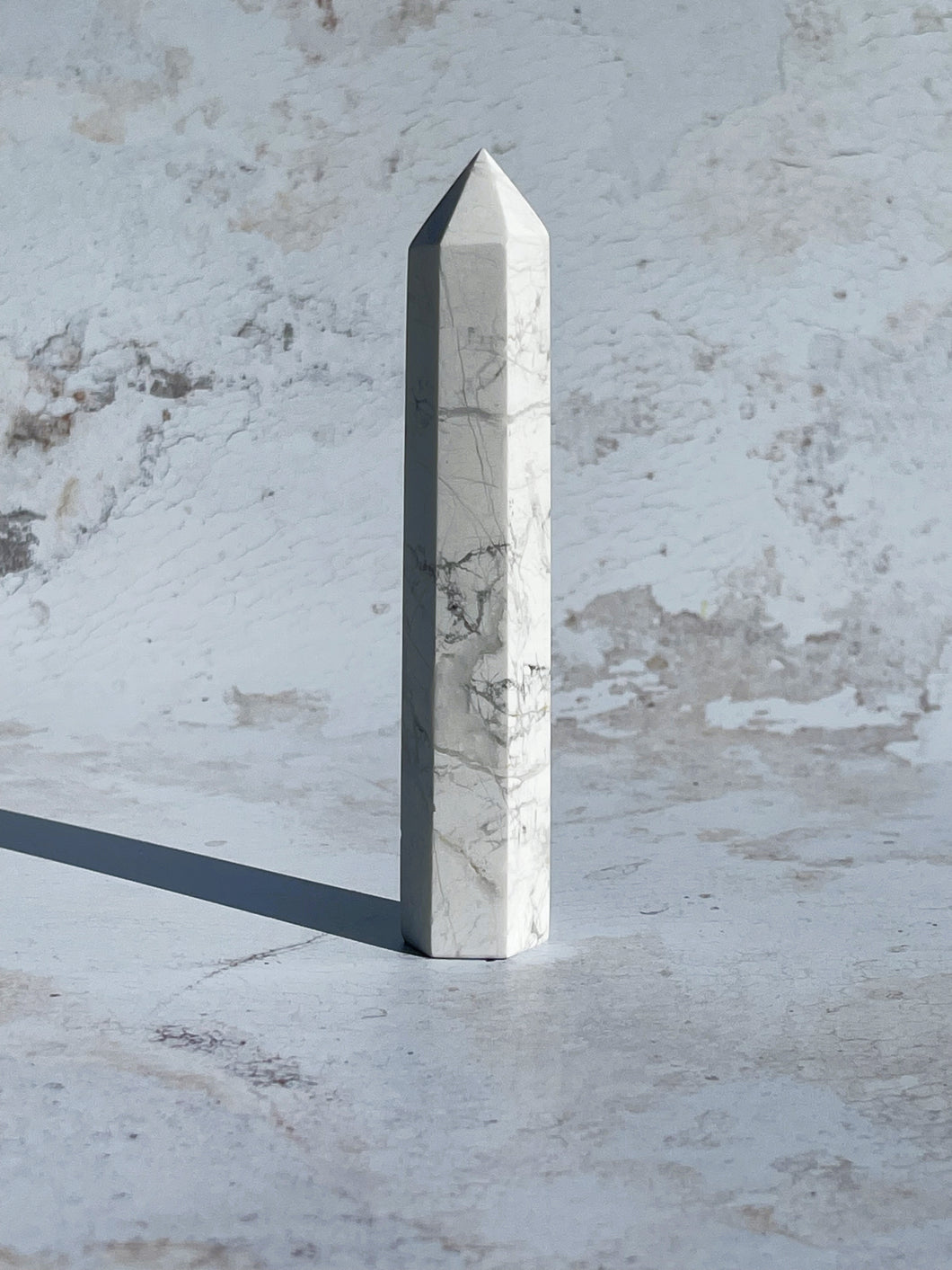 Howlite Point - IND012