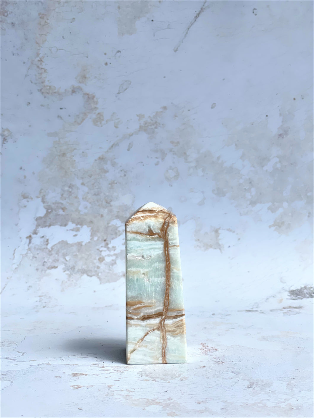 Caribbean Calcite Tower - IND139