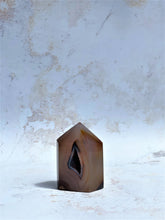 Load image into Gallery viewer, Agate Tower - IND157
