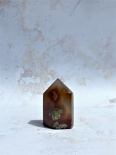 Load image into Gallery viewer, Agate Tower - IND157

