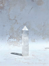 Load image into Gallery viewer, Clear Quartz Tower - IND226
