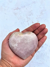 Load image into Gallery viewer, Pink Amethyst Heart - IND028
