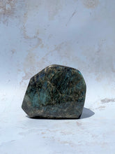 Load image into Gallery viewer, Labradorite Freeform - IND044
