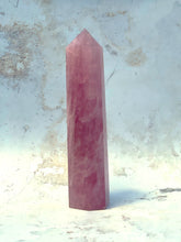 Load image into Gallery viewer, Rose Quartz Tower - IND074
